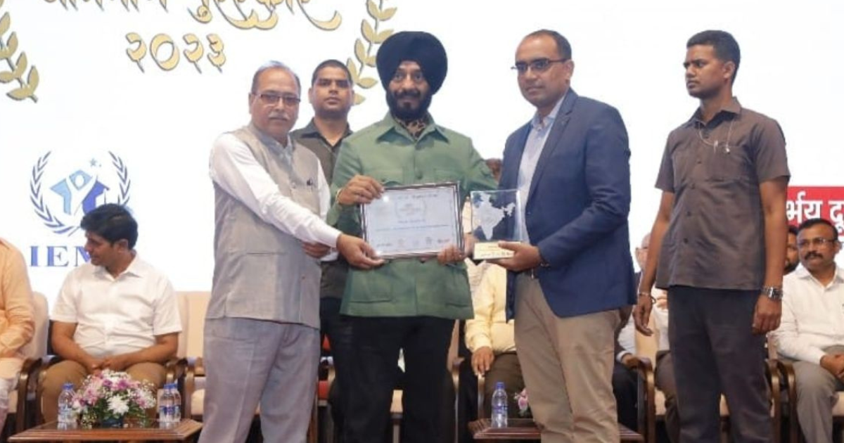 Mr. Sandeep Kulkarni Receives the Prestigious Rashtriya Abhiman Puraskar and Indian Entrepreneurship Award for “Best Entrepreneur of the Year” (Startup)